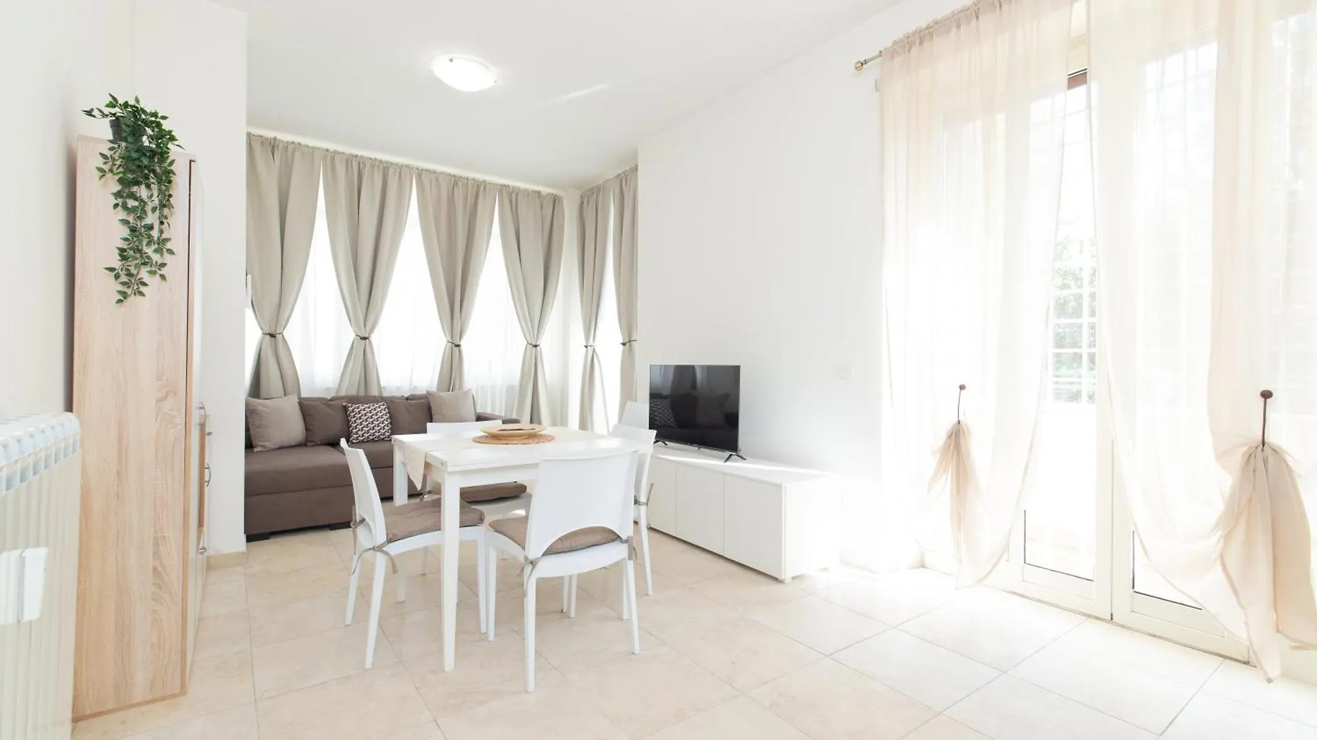 Casa Sole Apartment Rome 0*,  Italy